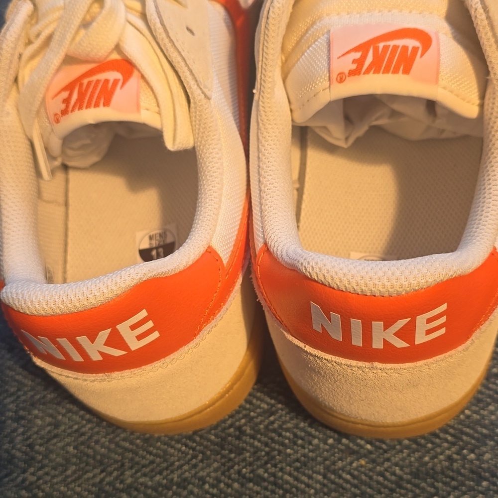 Nike Men's Field General Sneaker, Size 13 US, Retail Price $100.00 USD - Picture 11 of 16